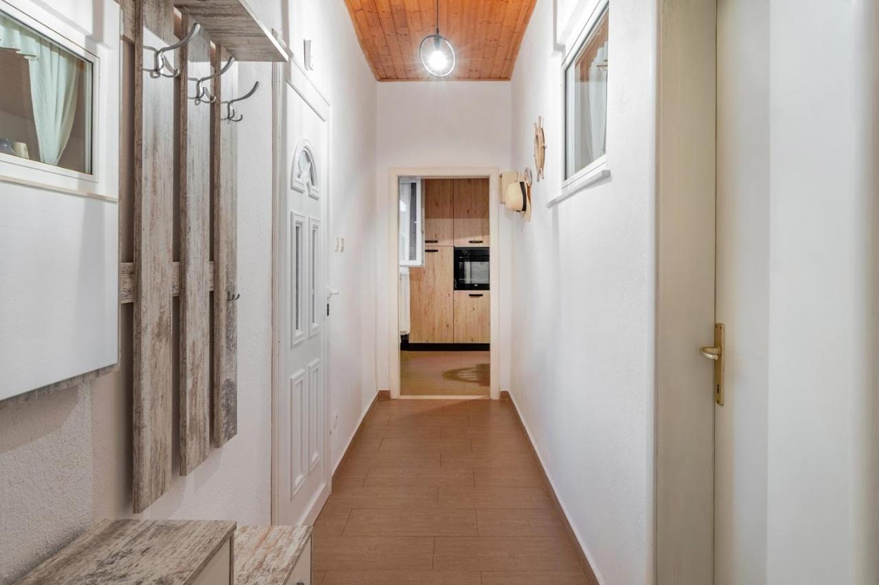 הוילה Blizna Donja House Camellia With Fenced Pool And Playground מראה חיצוני תמונה